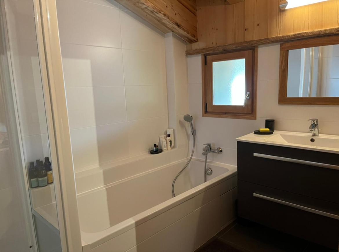 Le Chalet Du Cret - 8 Pers, Tout Confort Avec Jacuzzi Notre-Dame-de-Bellecombe Kültér fotó